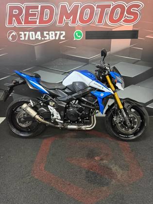 SUZUKI GSR 750 SUZUKI GSR 750